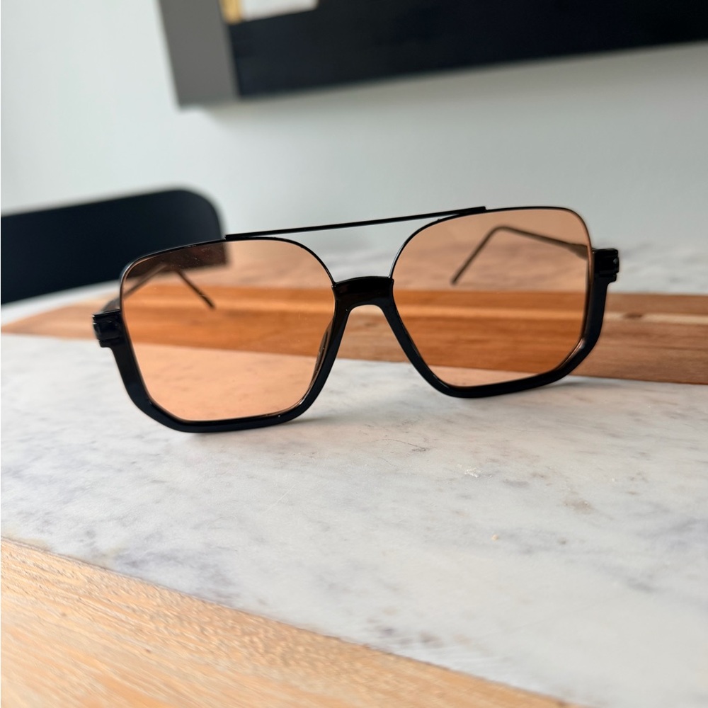 Stylish Black and Brown Sunglasses - Picture 7 of 9